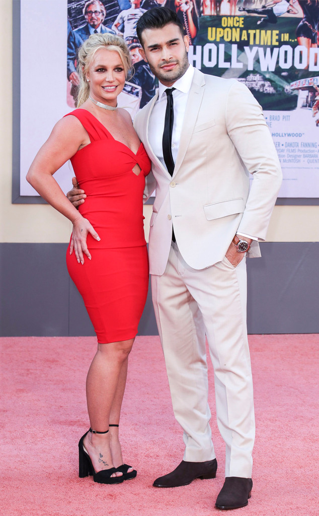 Britney Spears Sam Asghari Spark Engagement Rumors On The Red Carpet E Online
